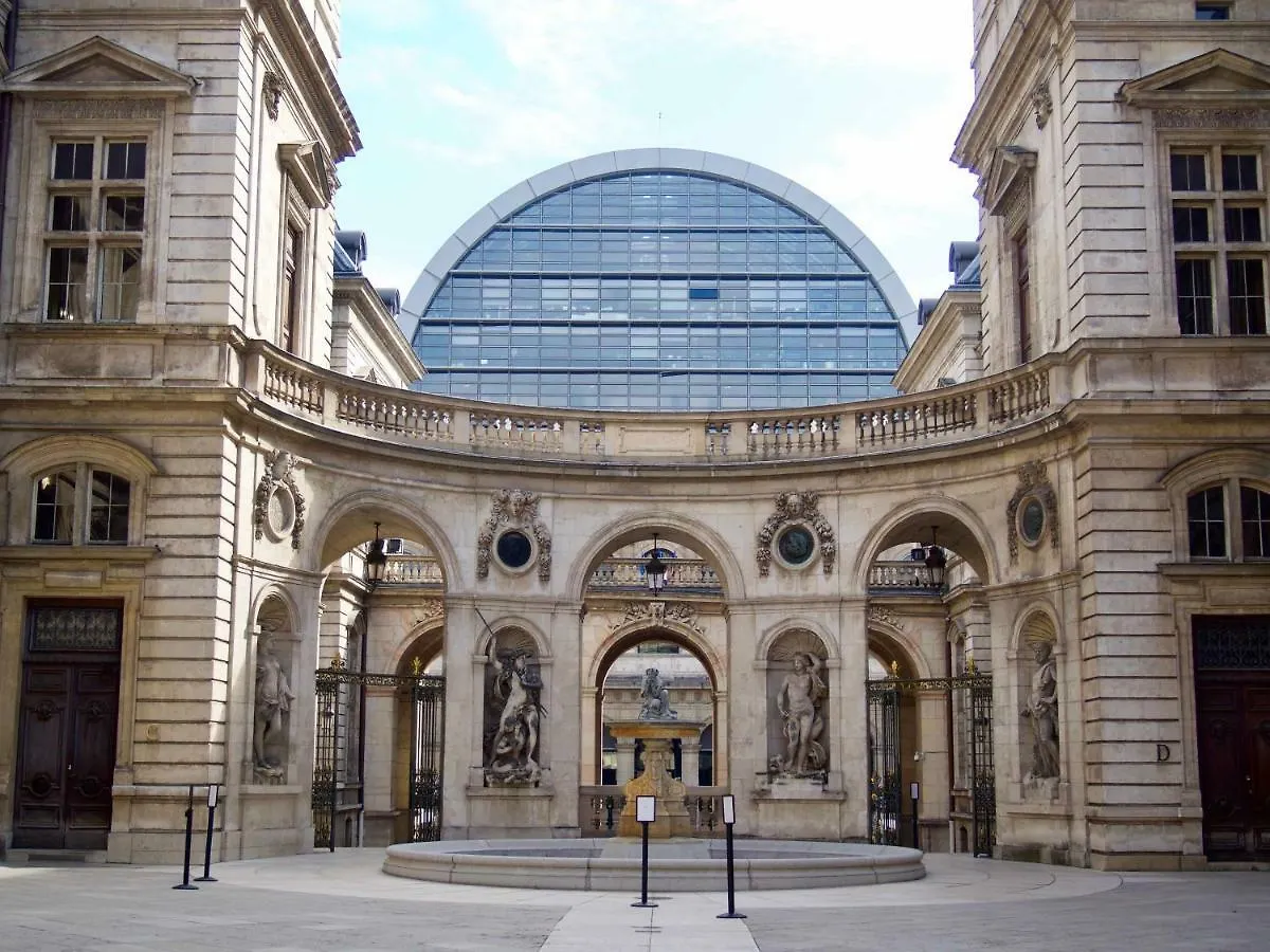 Canopy -Appart- Place Des Terreaux - Lyon 1Er 0*,  France